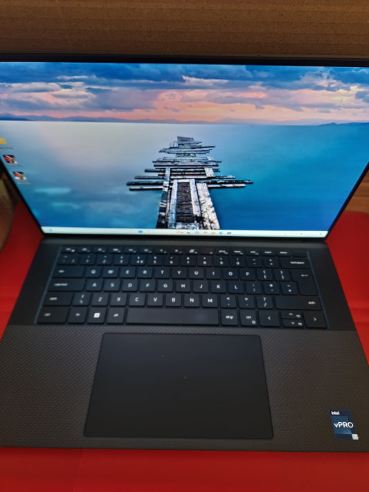 Dell Intel Core i7 12th Gen Gaming Laptop CAD 32GB RAM DDR5 1TB SSD Nvidia RTX 4GB
