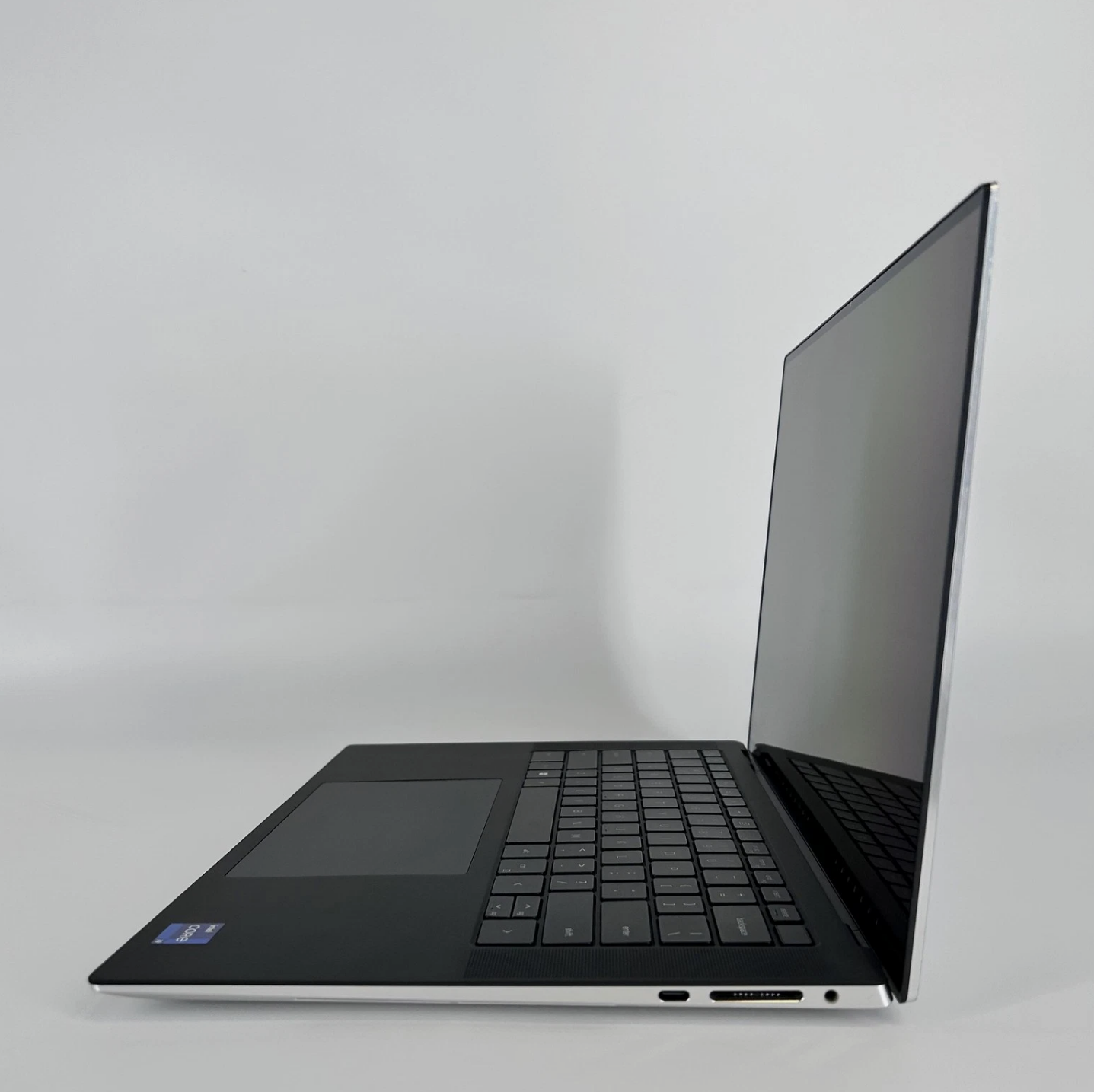 Dell 15.6" XPS Gaming Laptop CAD AI Intel Core i9 4K TouchScreen 32GB RAM 1TB SSD Nvidia RTX Ti 4GB